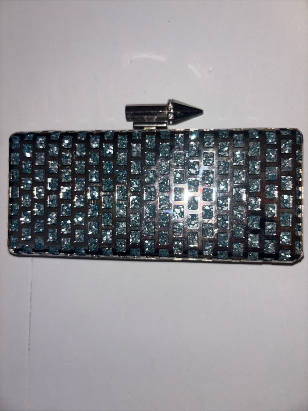 LOVE WEAVES SILVER CAGED CLUTCH WITH GREEN SEQUIN SQUARE DESIGN SNAP CLOSURE